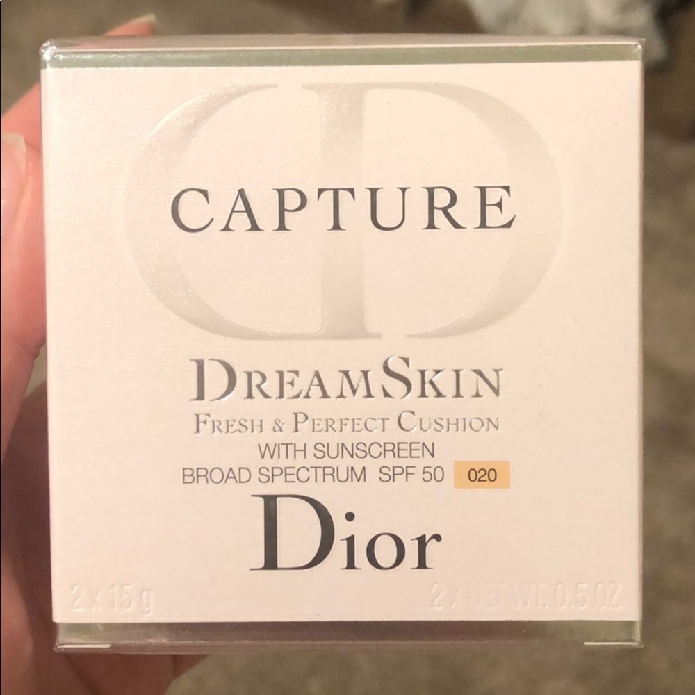Dior dreamskin cushion